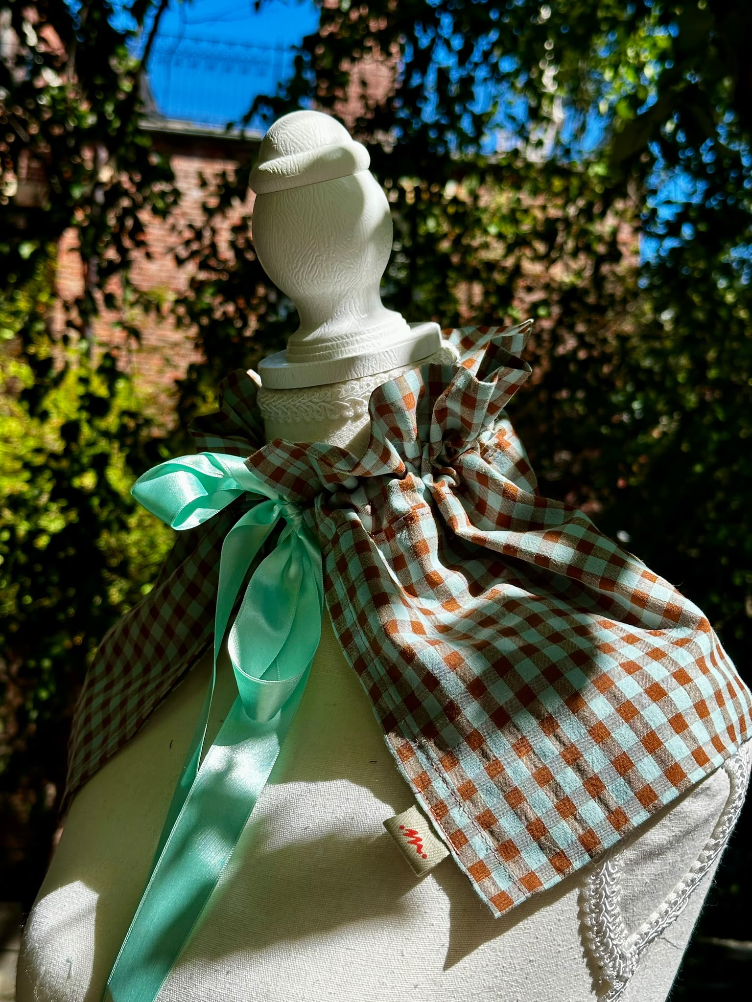 GALA collar